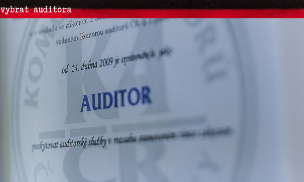 jak vybrat auditora